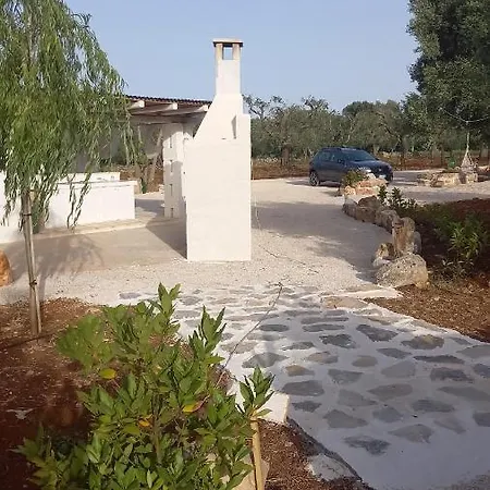 Trullo Il Noce..holiday San Vito dei Normanni