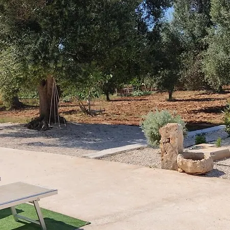 Trullo Il Noce..holiday * San Vito dei Normanni